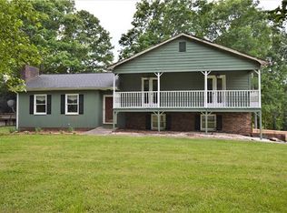 106 Red Oak Dr, Lenoir, NC 28645