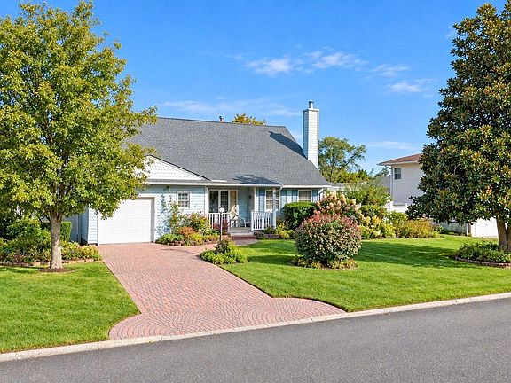 2nd image of 35 Jackson Avenue