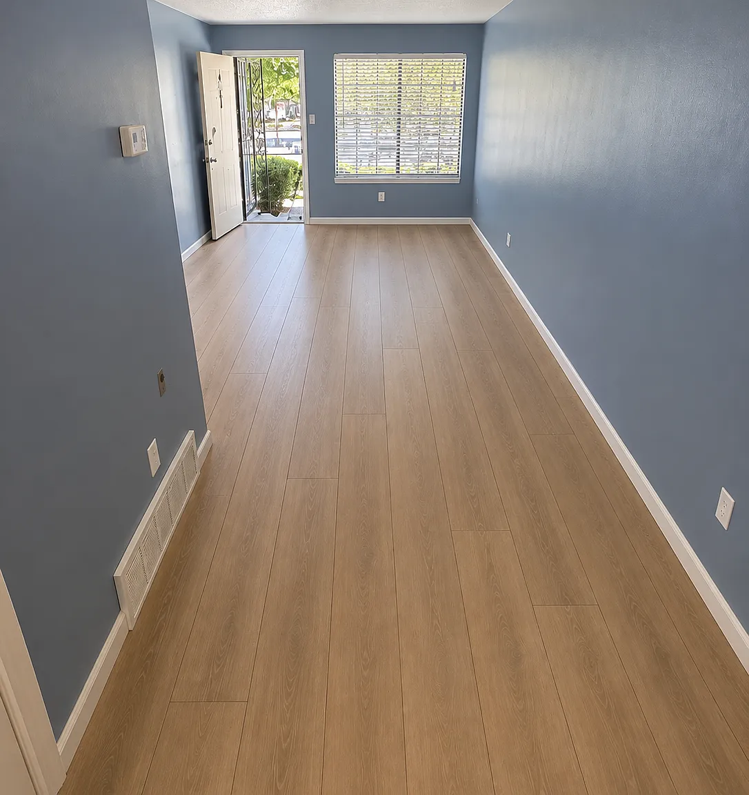 2 bed, 900 sqft, $875 — Photo 4