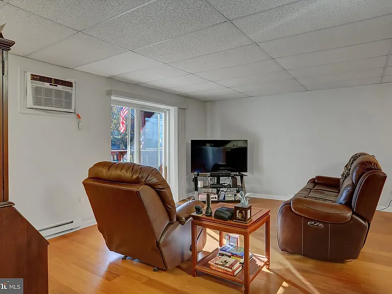 107 Hamilton Ave #107 — Photo 11