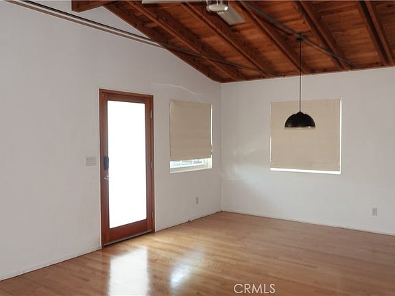 4th image of 3363 Hollydale Dr
