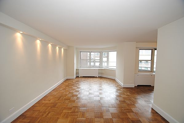 1st image of 155 E 34th St APT 18E