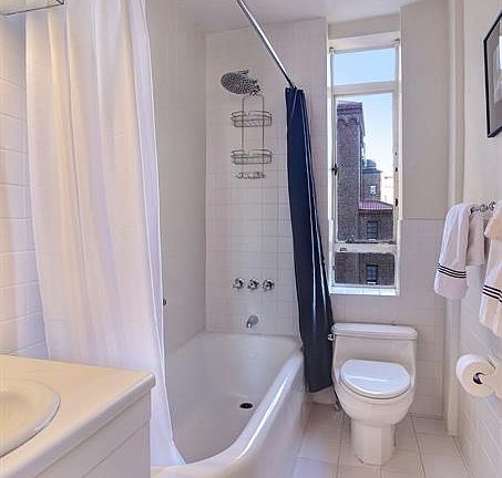 5th image of 25 Central Park W APT 12S