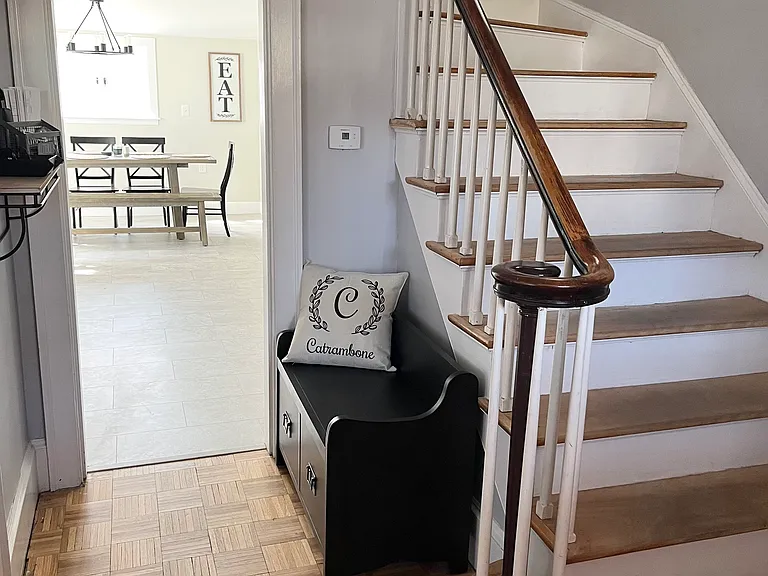 195 Dana Ave — Photo 3