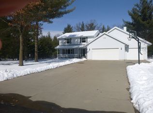 4316 Pioneer Dr, Stevens Point, WI 54481