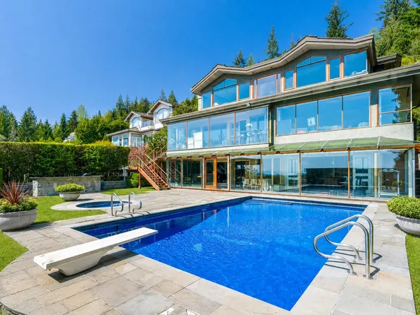 1626 Pinecrest Dr, West Vancouver, BC V7S 3H3