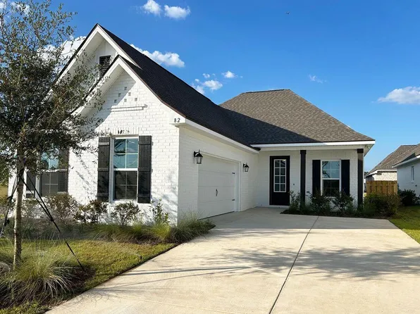 82 Fawn Run W, Freeport, FL 32439