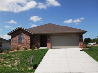 541 S Elgin Ave, Bolivar, MO 65613
