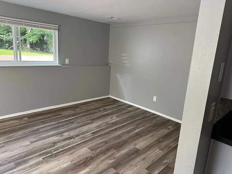 754 Panorama Dr — Photo 25