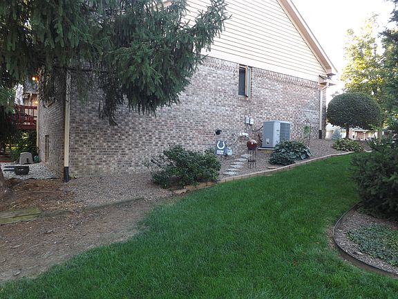 5th image of 8753 Southcreek Ct