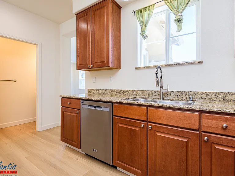 789 Batista Dr — Photo 7