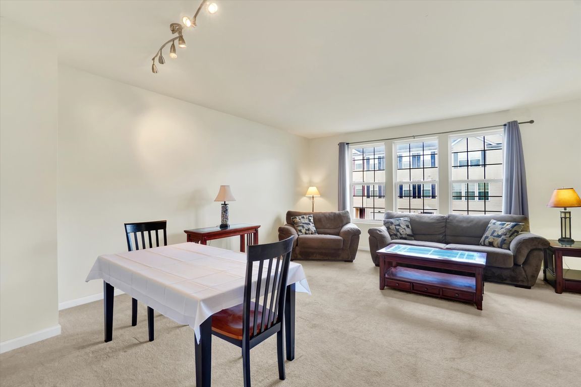 next background image