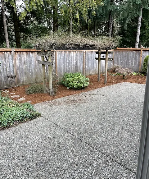 5301 Ivy Hill Ln SE — Photo 4