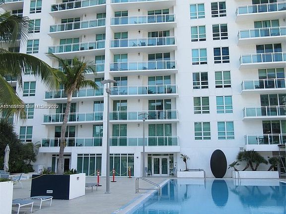 2nd image of 950 Brickell Bay Dr APT 1003