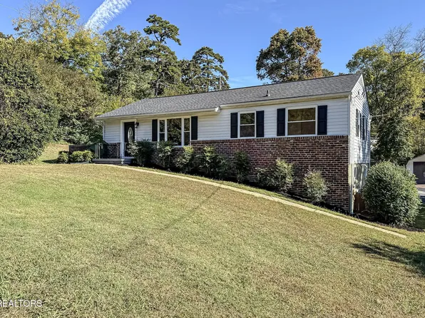 5420 Paula Rd, Knoxville, TN 37912