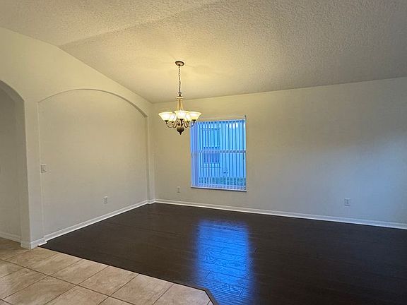 3rd image of 10069 Brodbeck Blvd