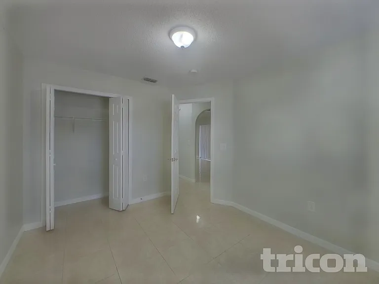 311 Ferrara Ct — Photo 10