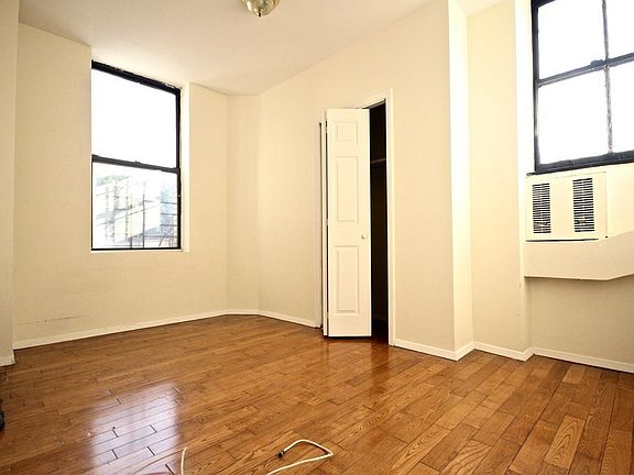 4th image of 584 Myrtle Ave APT 3b