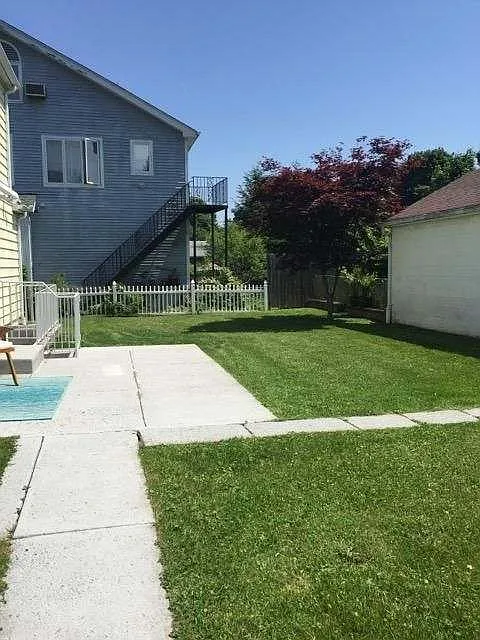 2 bed, 1100 sqft, $3,300 — Photo 4