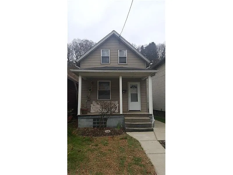 32 Wagner St photo 1