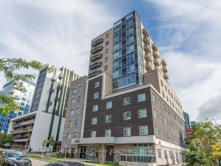 246 Lester St #311 — Photo 1