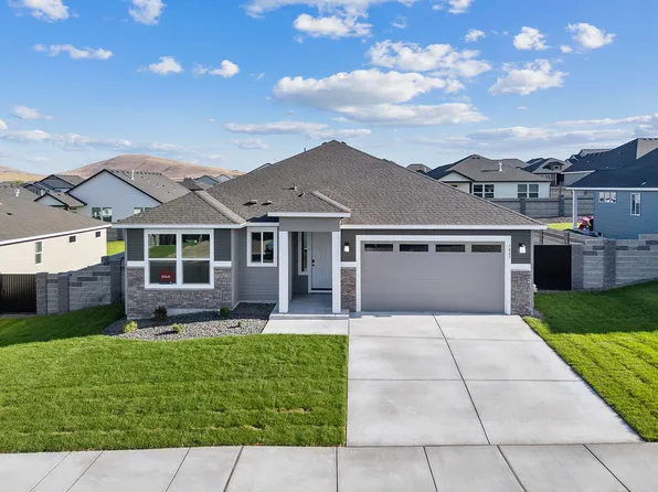 7845 Gilbert St, West Richland, WA 99353