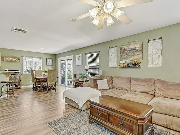 5th image of 4331 Wickford Way