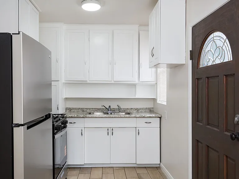 3830 Kettner Blvd — Photo 6
