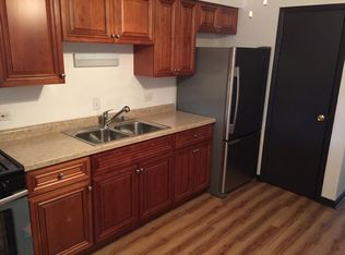 8512 W 95th St #1, Hickory Hills, IL