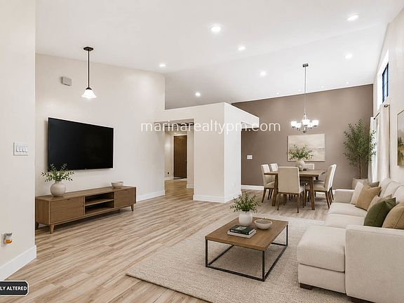 3rd image of 208 Buttercup Cir