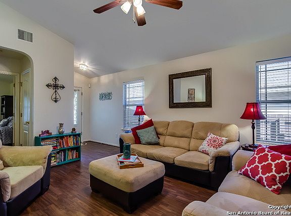 5th image of 7930 Woodchase Dr