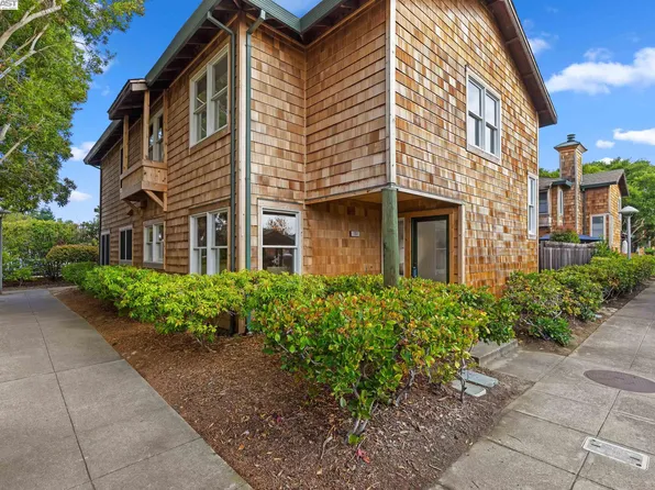 151 Centre Ct, Alameda, CA 94502