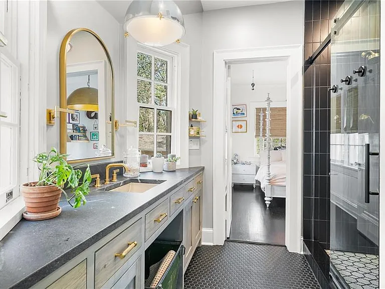 578 Montgomery Ferry Rd NE — Photo 18