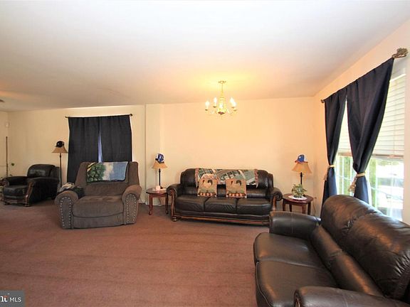 3rd image of 1809 Belle Ave