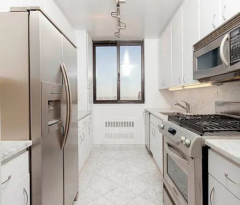 Rented by Mirador Real Estate | media 24