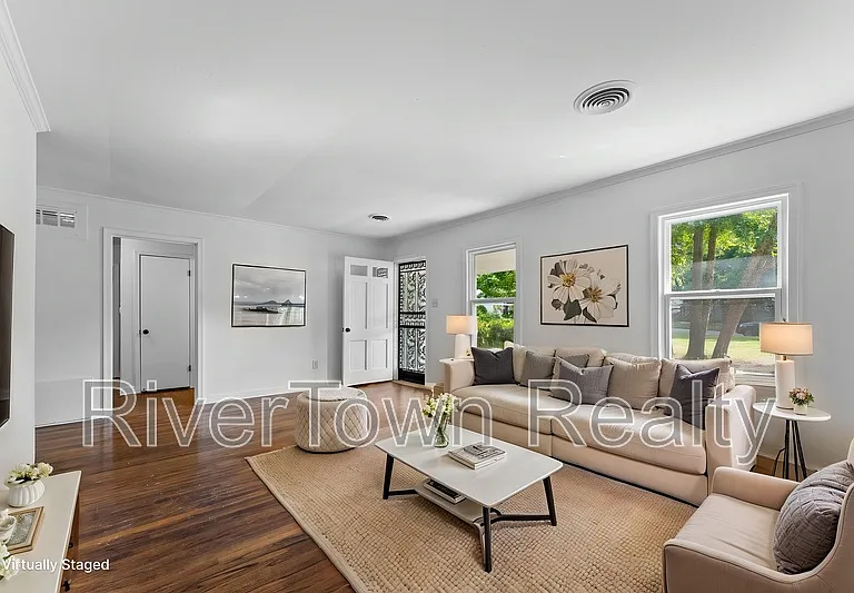 810 Indian Dr — Photo 4