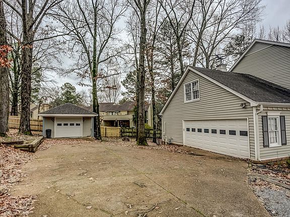 3rd image of 2298 Hawksmoor Pl