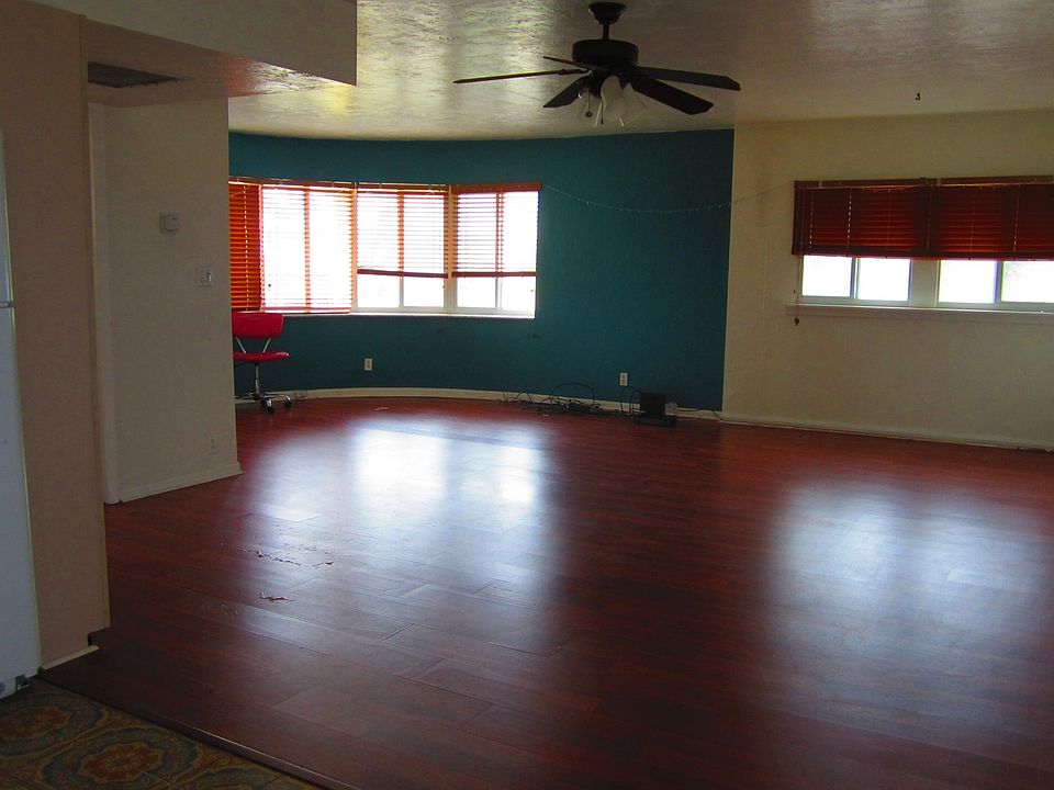 Living/Dining/Kitchen areas