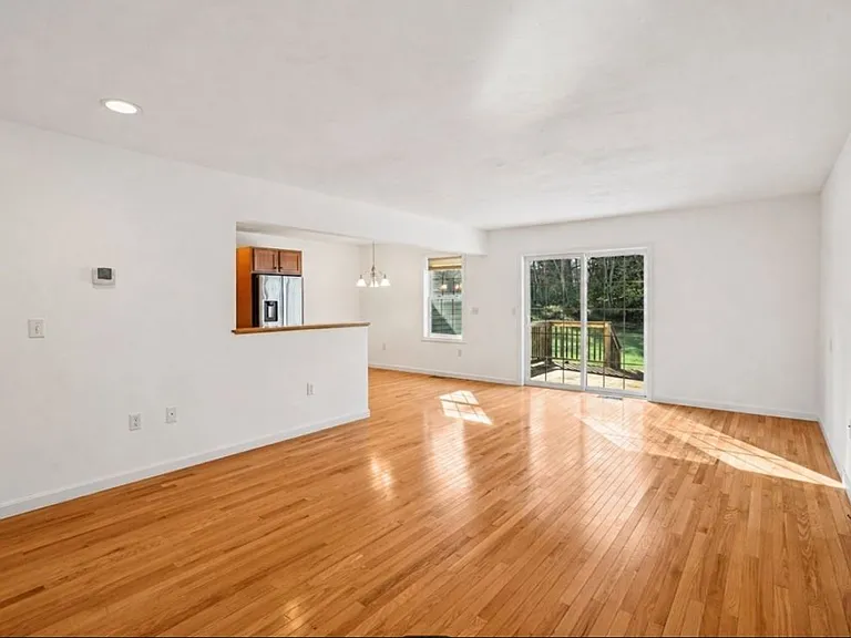18 Alden Dr — Photo 4