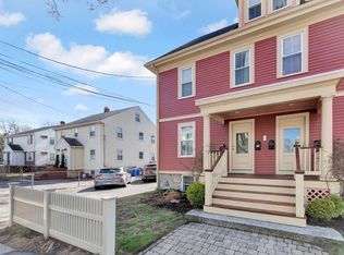 132 Warren St #A, Arlington, MA 02474