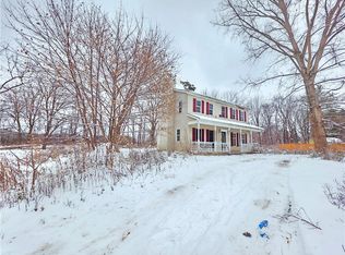 9289 S Street Rd, Le Roy, NY 14482