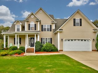 101 Great Oak Dr, Garner, NC 27529