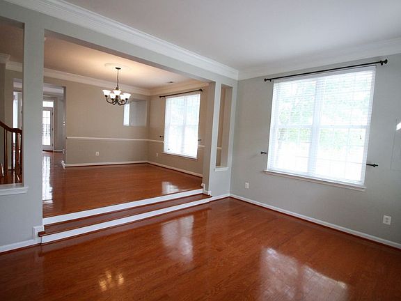 3rd image of 42480 Legacy Park Dr