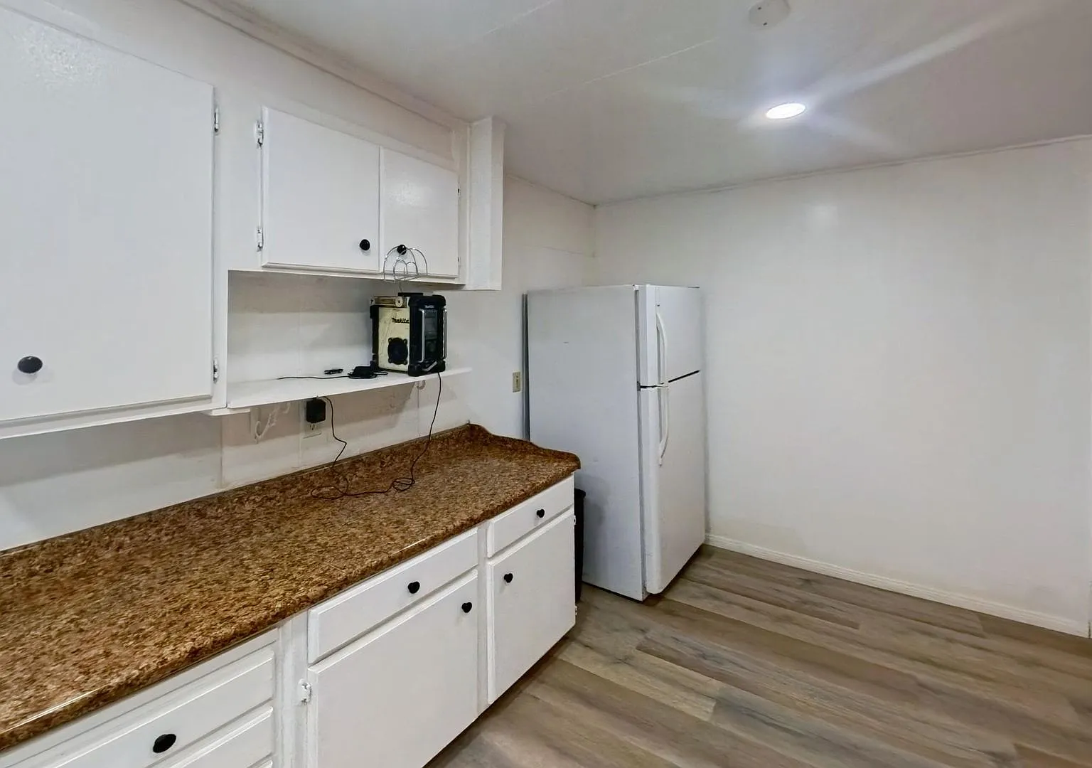 30100 Lakeview Ave, Nuevo | Country Charm + Nearly Half an Acre to Enjoy in Nuevo! — Photo 3
