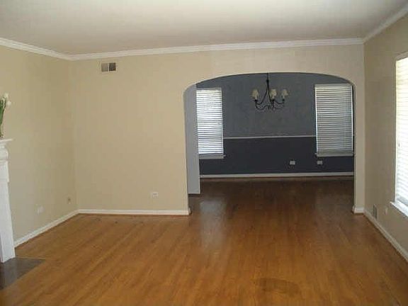 3rd image of 6952 Southridge Dr