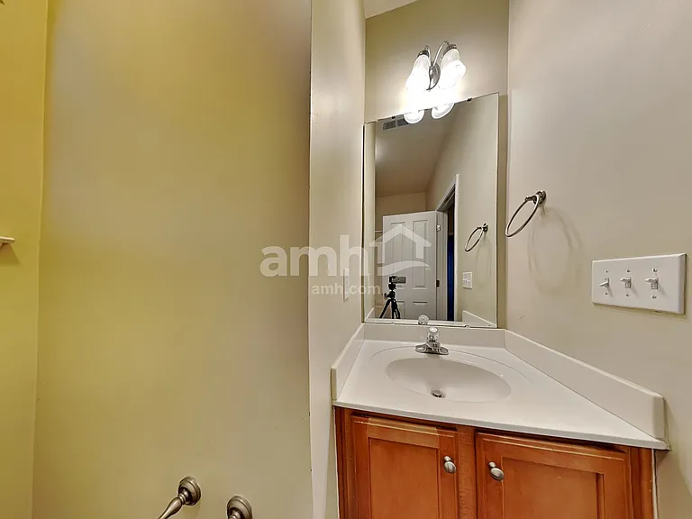 8120 Bud Henderson Rd — Photo 16