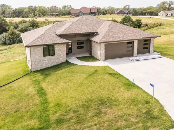 54901 Glover Rd, Glenwood, IA 51534