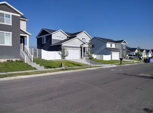 7723 N Seabiscuit Rd, Eagle Mountain, UT 84005