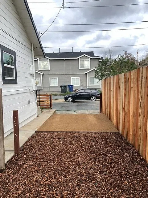 3201 San Jose Way — Photo 3