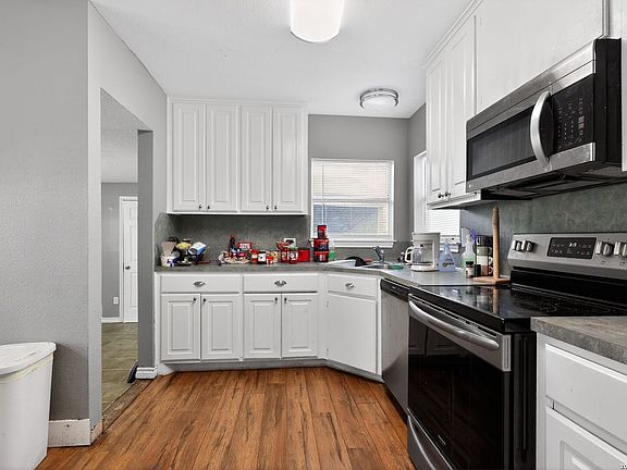 4th image of 1630 W 6th St